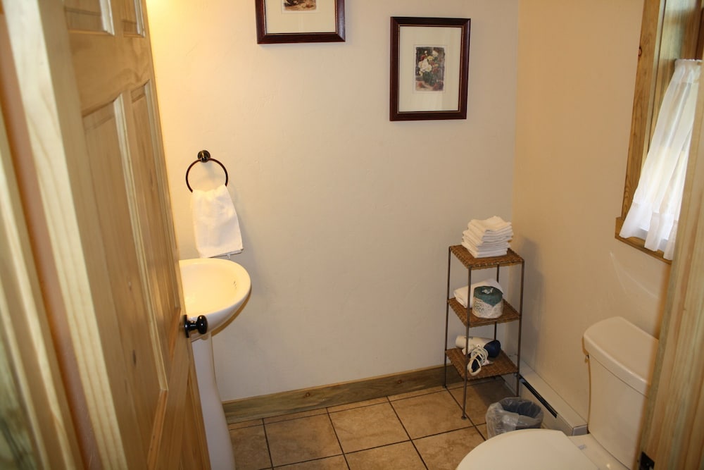 The Historic Wapiti Lodge - photo 116