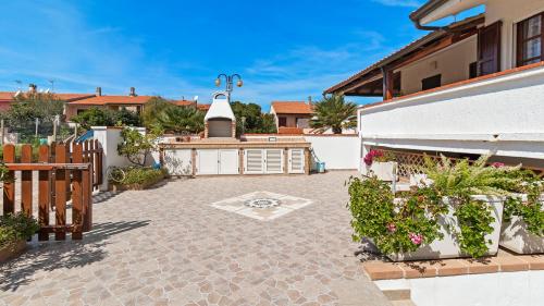 Casa S'Architteddu Coastal Escape — 4-Star Luxury Hotel in San Vero Milis, Italy
