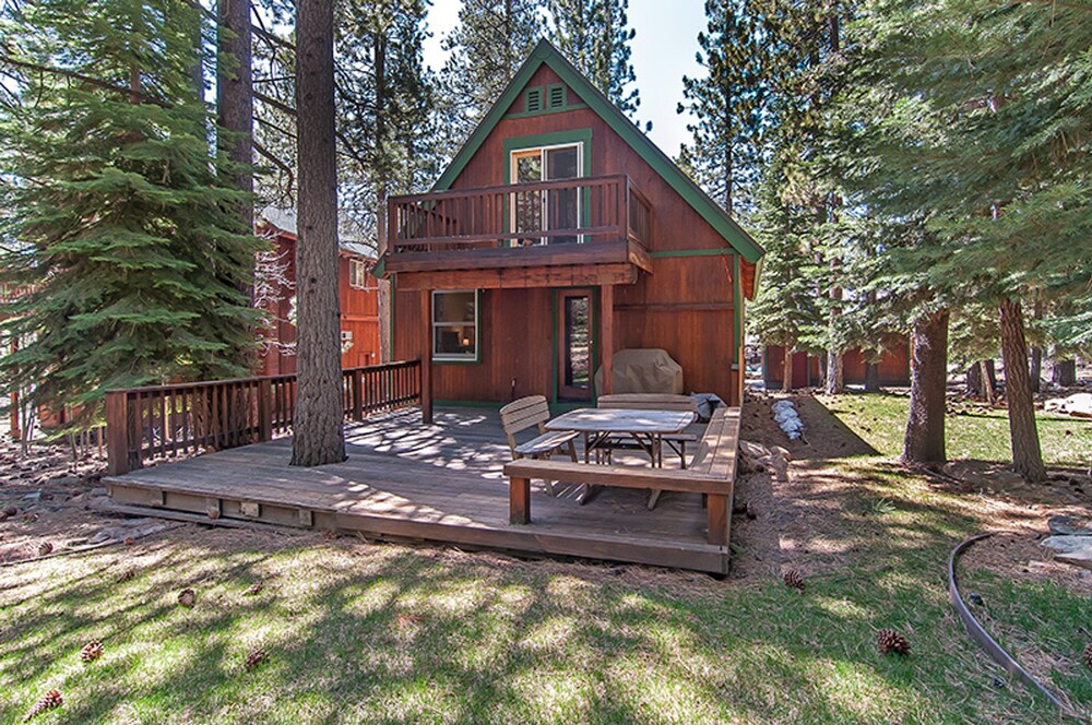 Oslo's Hideaway by Tahoe Mountain Properties — 4-Star Luxury Hotel in Truckee, United States