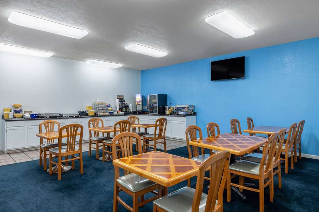 Days Inn by Wyndham Roswell - photo 23