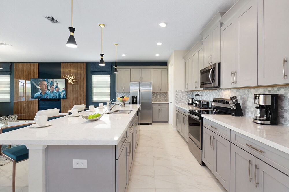 Solara Resort Luxury 9 Bedroom Homes - photo 78