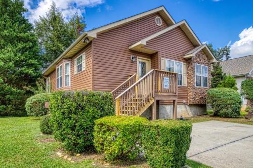 Striking Waters - last minute hotel in Pigeon Forge