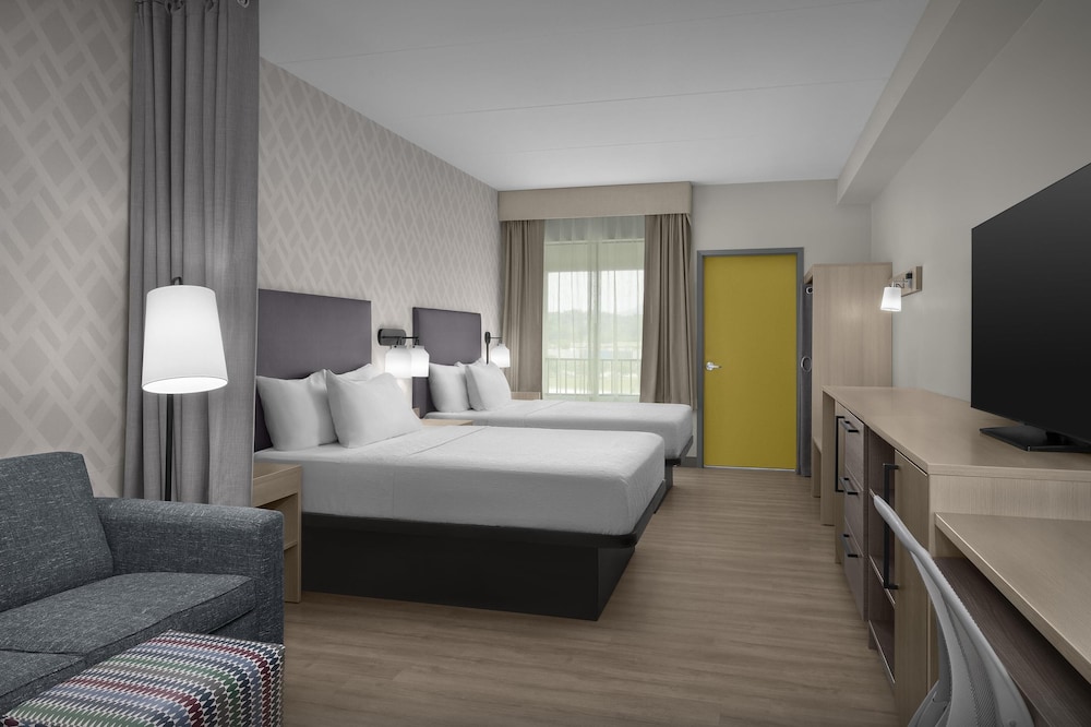 Home2 Suites by Hilton Sevierville - photo 11