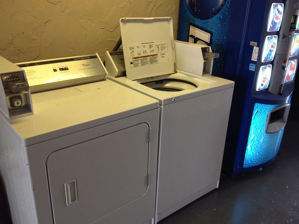 Knights Inn Glade Spring - photo 3