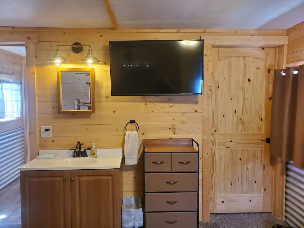 Glacier Acres Guest Ranch - photo 14
