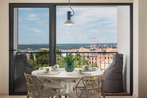 Luxury Apartment Bianco — 4-Star Luxury Hotel in Pula, Croatia