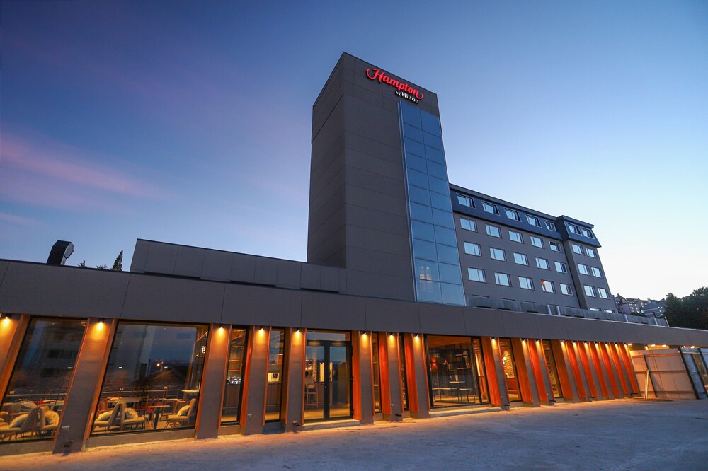 Hampton By Hilton Bariloche — hotel in San Carlos De Bariloche