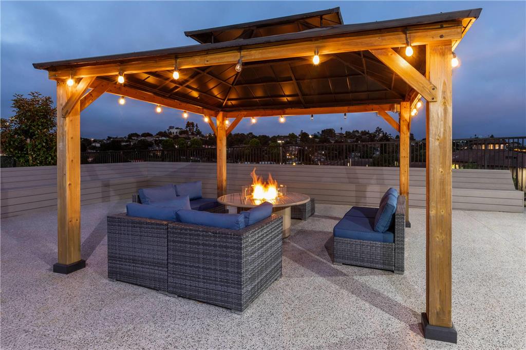 Days Inn by Wyndham Arroyo Grande Pismo Beach - photo 21
