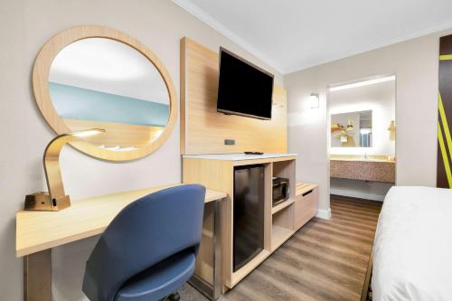 SureStay by Best Western San Francisco Marina District - photo 14