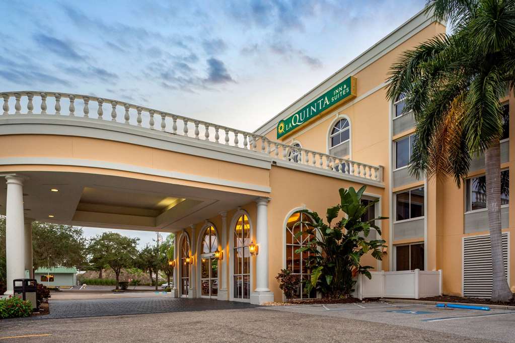 La Quinta Inn & Suites Sarasota - photo 4
