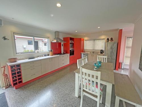 Will316a Wonderful Williamson in Whangamata, New Zealand