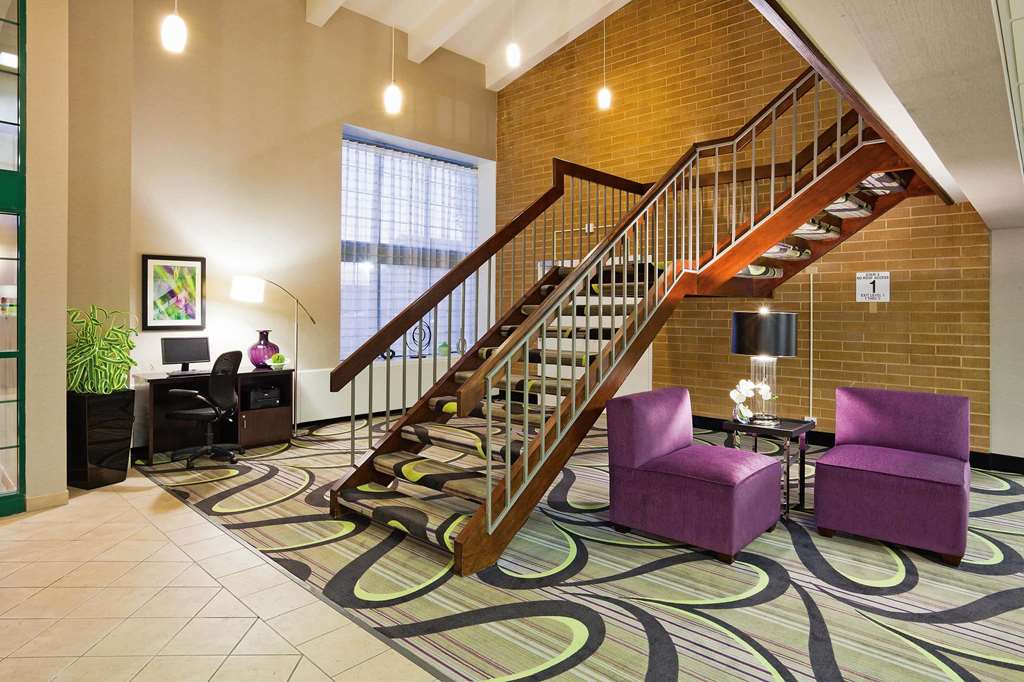 La Quinta Inn by Wyndham Oshkosh - photo 6