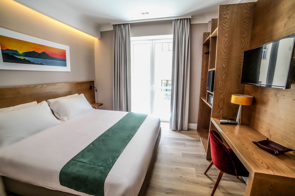 Toledo Relais - carbon neutral hotel in Naples