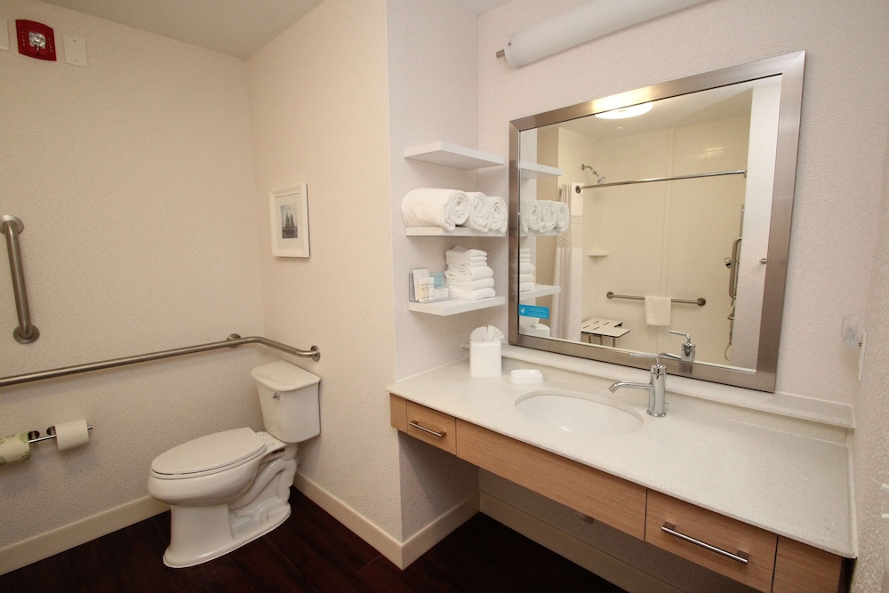 Hampton Inn Suffolk - photo 39