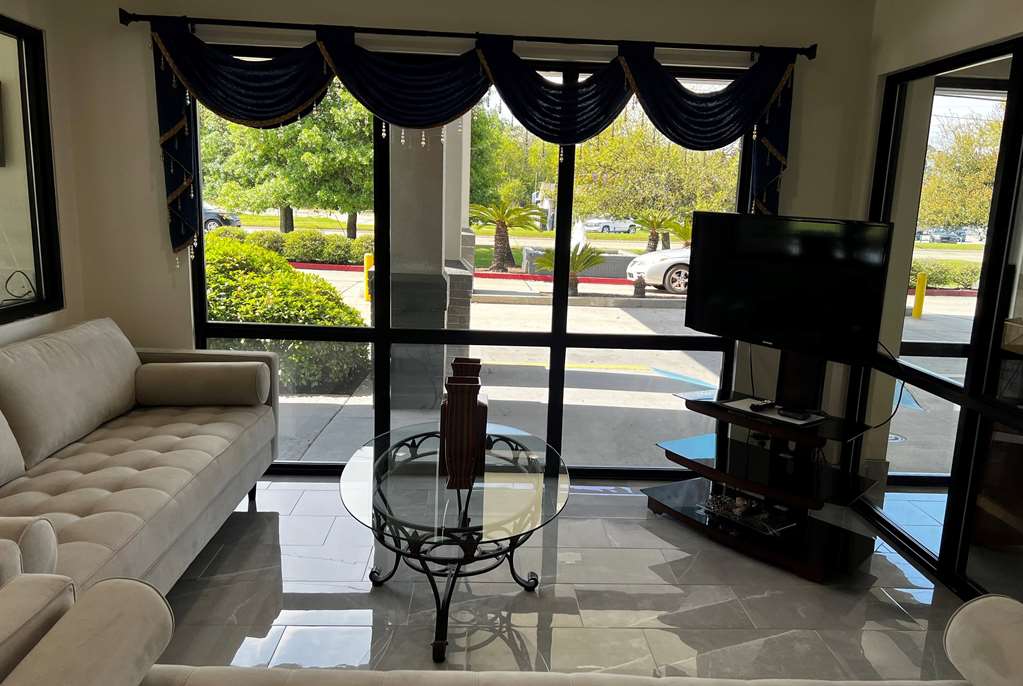 Super 8 by Wyndham Slidell - photo 12