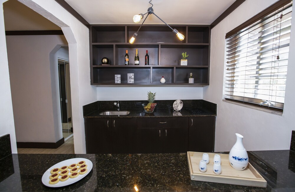 Lincoln Arms Suites - photo 20