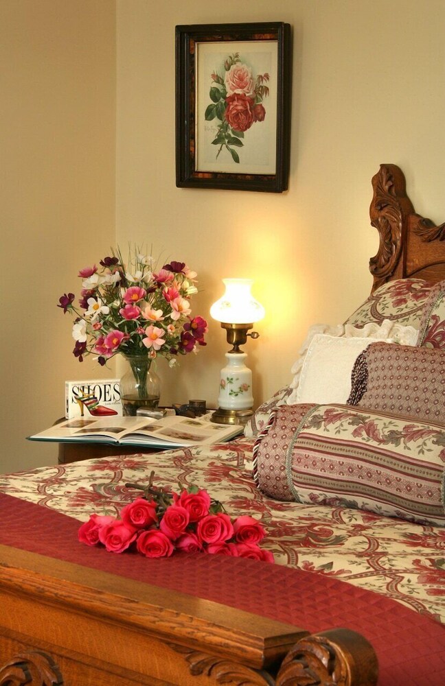 Bluegrass Country Estate - photo 5