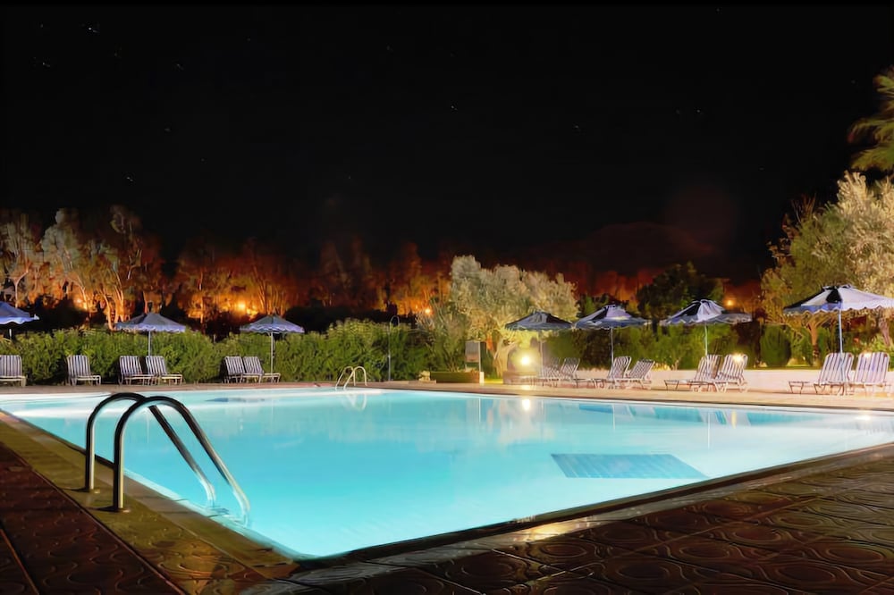 Tina Flora - carbon neutral hotel in Rodos