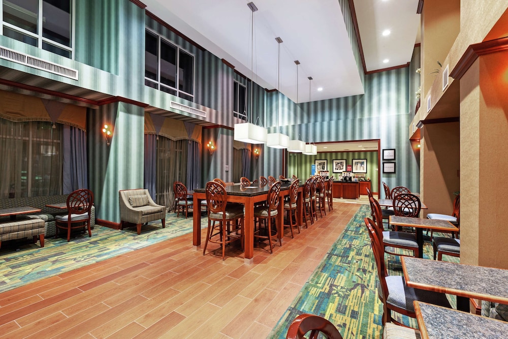 Hampton Inn & Suites El Paso West - photo 3