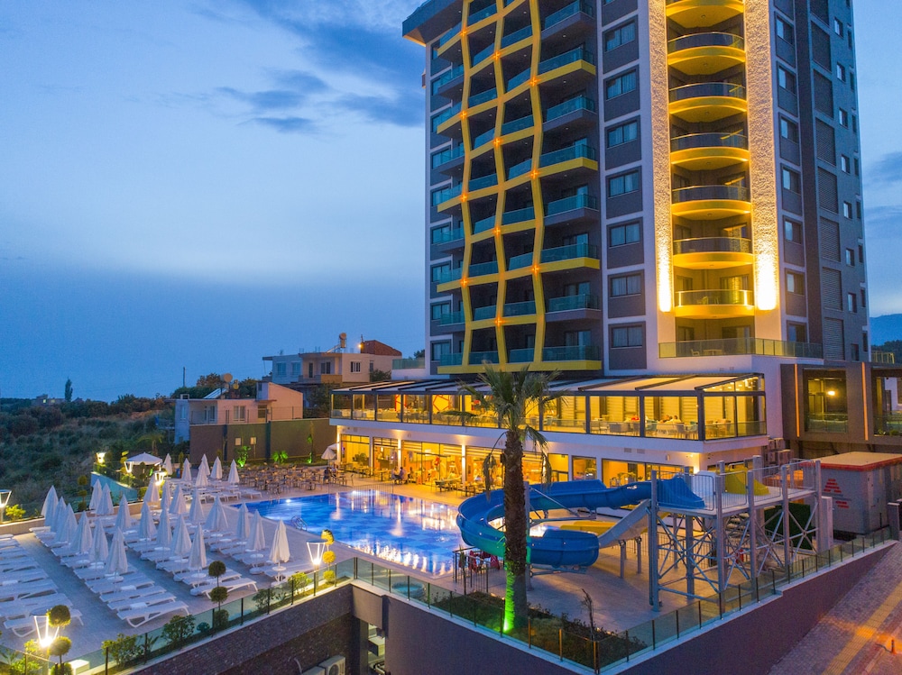 Campus Hill Hotel — 5-Star Luxury Hotel in Alanya, Turkey