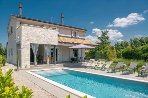 Villa Nevia — 4-Star Luxury Hotel in Zminj, Croatia