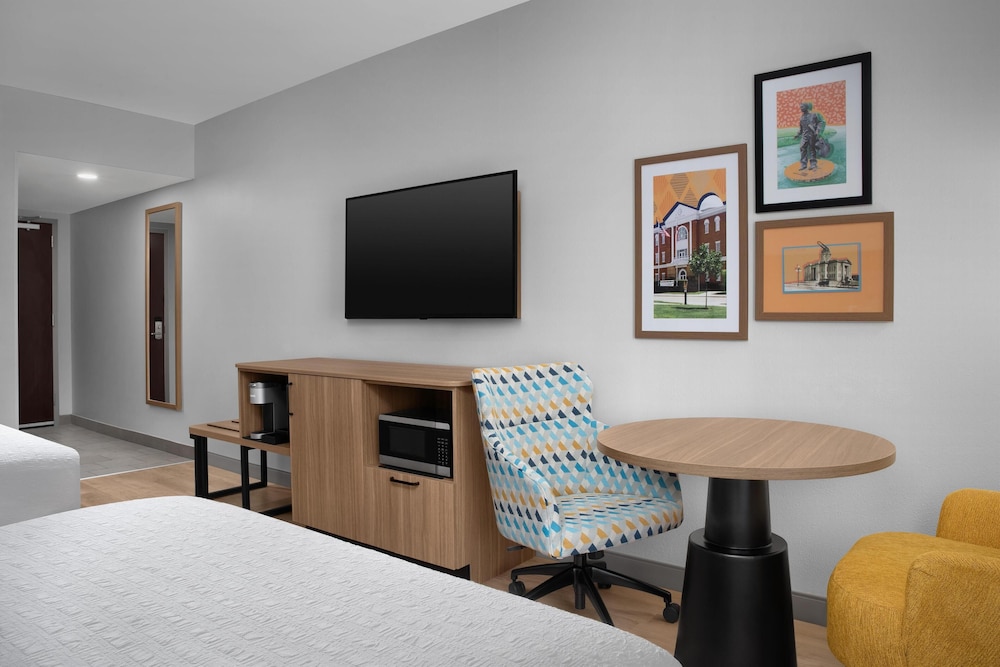 Hampton Inn & Suites Tupelo Barnes Crossing - photo 17