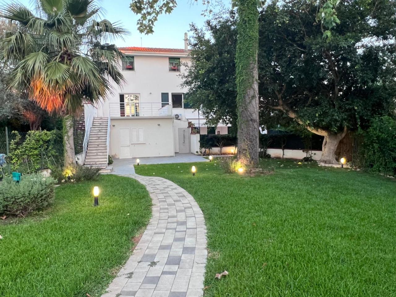 La Casa di Dada — 4-Star Luxury Hotel in Terrasini, Italy
