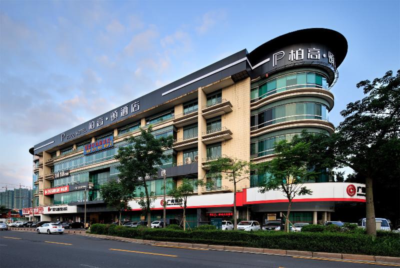 Paco Hotel Chebeinan Metro Guanghzou — 4-Star Luxury Hotel in Guangzhou, People's Republic of China