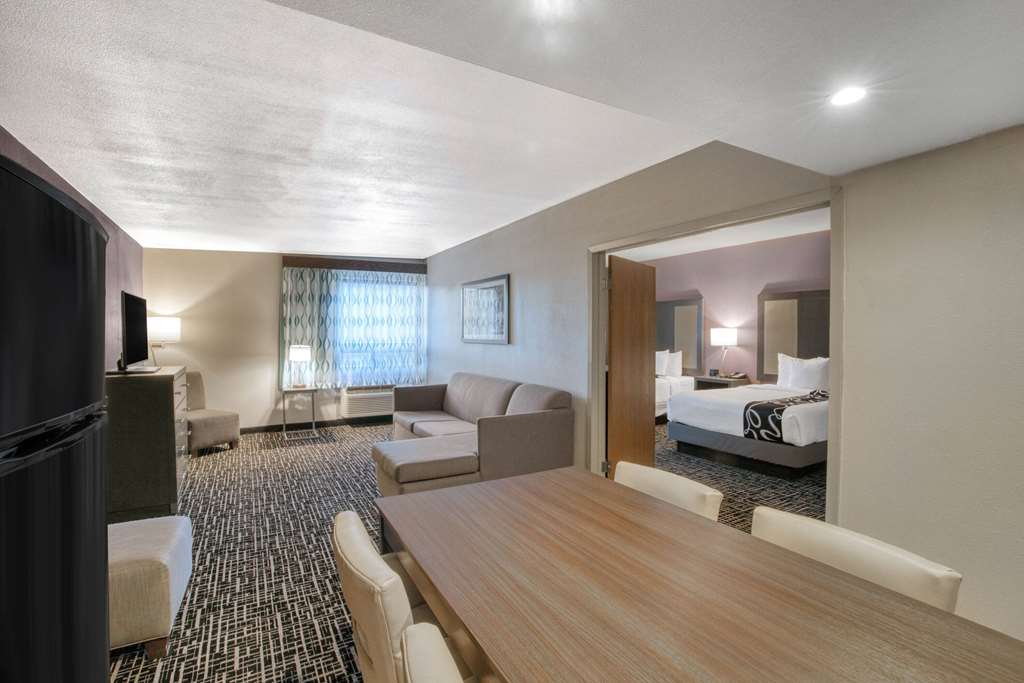 La Quinta Inn & Suites by Wyndham Glenwood Springs - photo 39