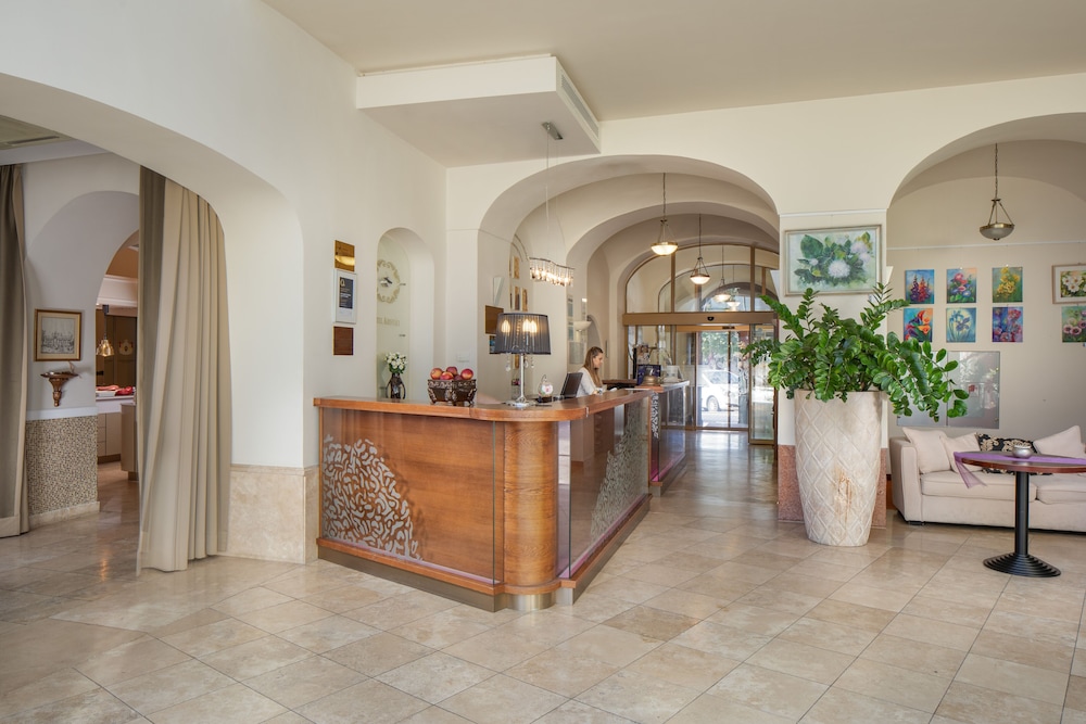 Kristály Imperial Hotel in Tata, Hungary