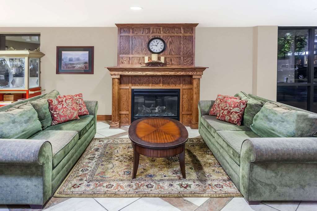 Baymont by Wyndham Elkhart - photo 5