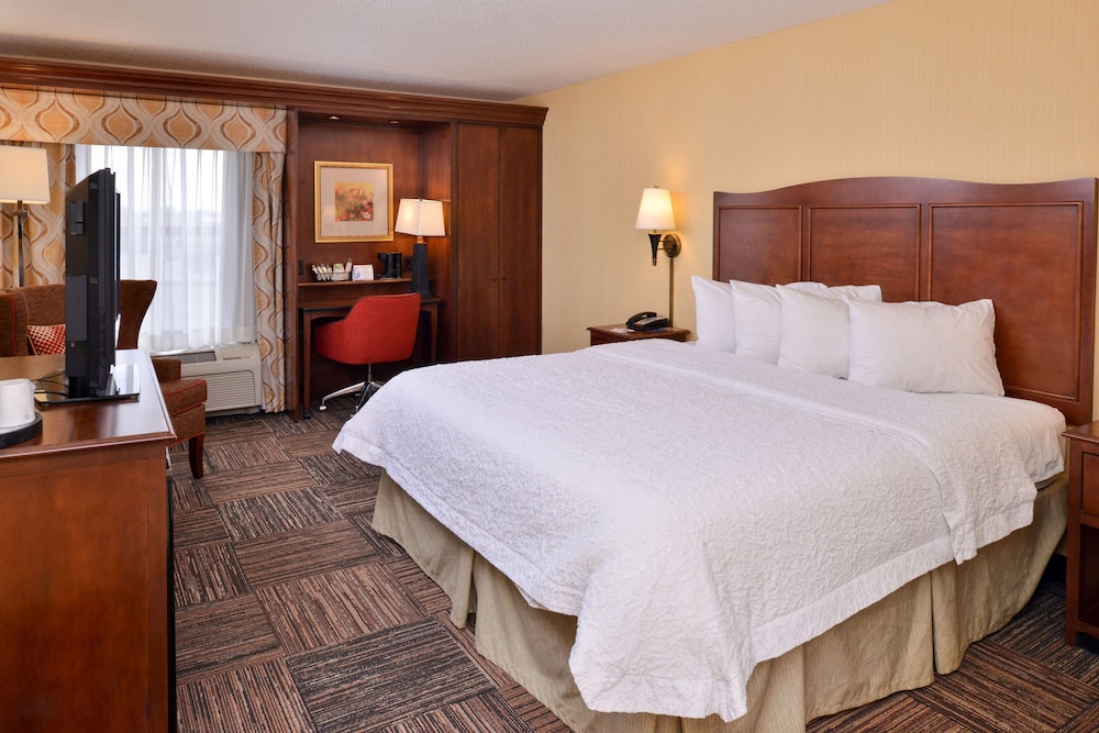 Hampton Inn Elkhart IN - photo 8