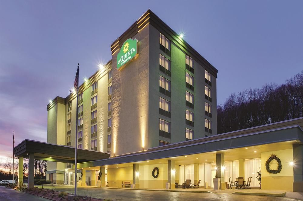 Holiday Inn Pittsburgh North in Pittsburgh, United States