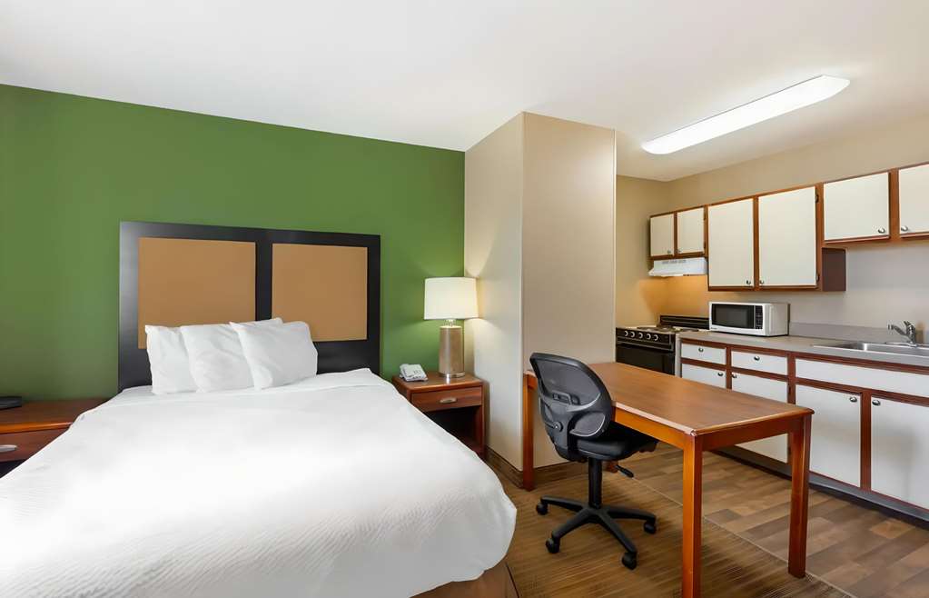 Suburban Studios Copley Akron West - photo 8