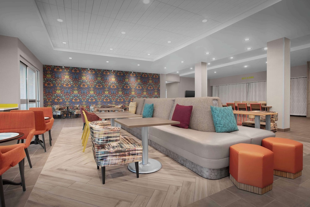 Home2 Suites by Hilton Phoenix North Happy Valley - photo 2