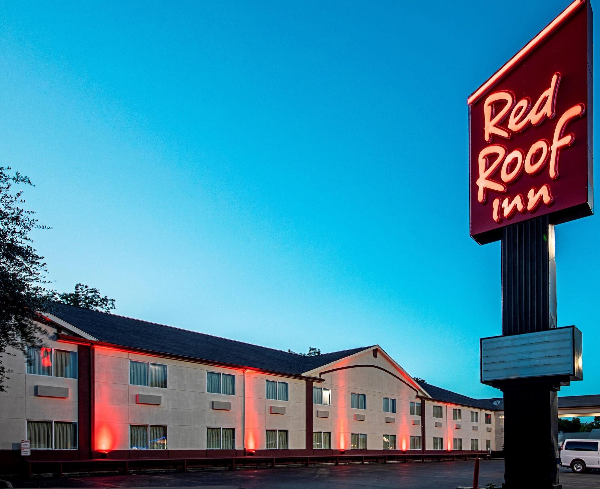 Red Roof Inn San Marcos - photo 18