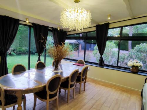 Le Duo Le Stockholm L Atelier in Sablons, France