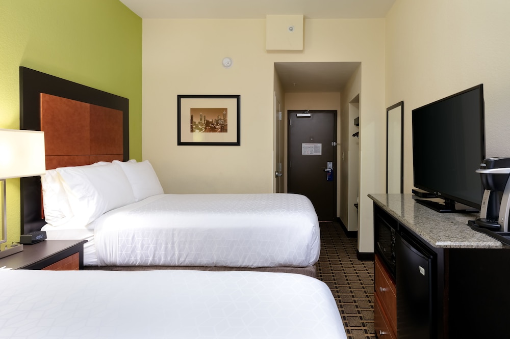 Holiday Inn Express & Suites Atlanta Downtown by IHG - photo 10