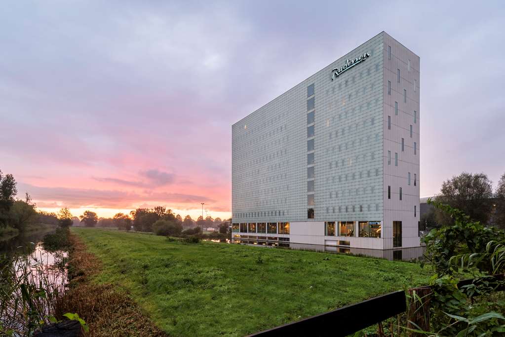 Radisson Hotel & Suites Amsterdam South — hotel in Amstelveen