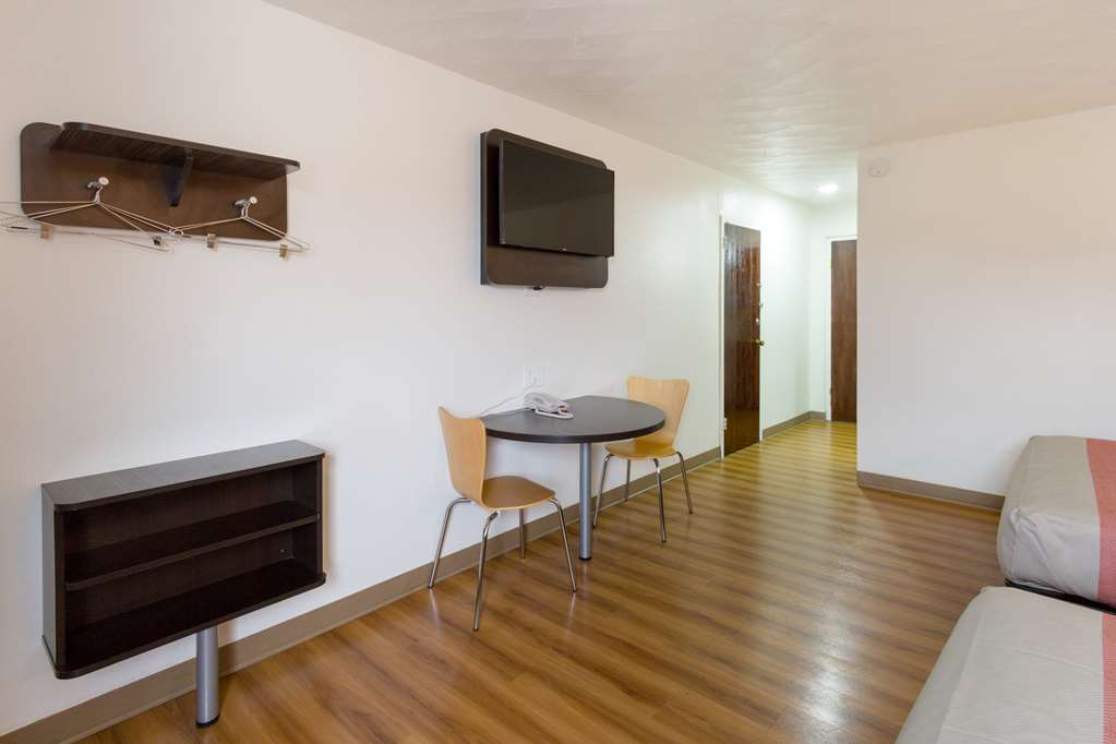 Motel 6 Sidney OH - photo 18