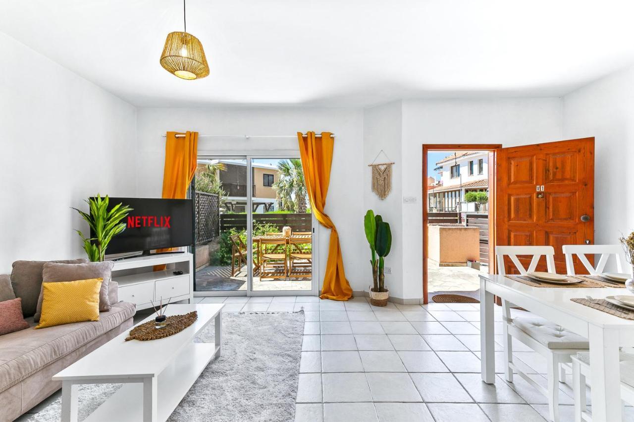 Charming 3 Bedroom Maisonette with Pool Access at Regina Gardens 700 m Venus Beach