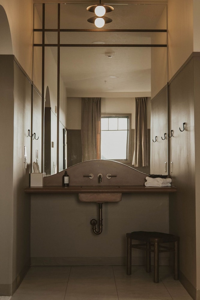 The Atlee Suites - photo 26