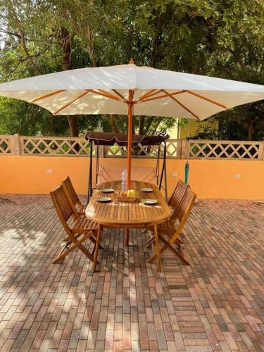 Appartamento incantevole 4 posti letto con grande spazio esterno con idromassaggio in Valledoria, Italy