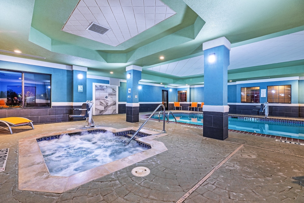 Holiday Inn Express Hotel & Suites GUYMON by IHG - photo 24