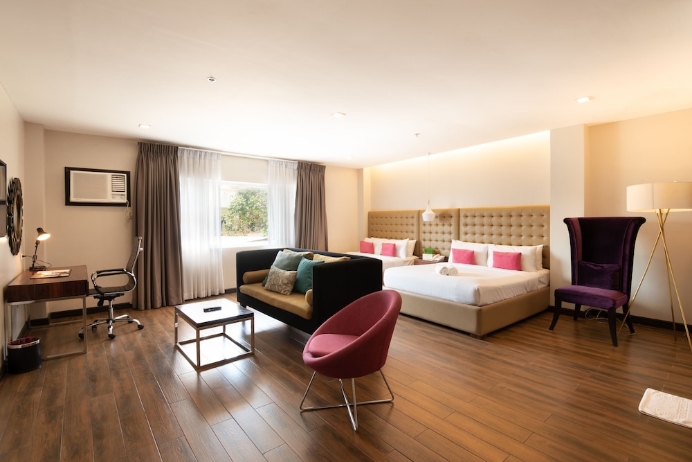 Lenox Hotel — Dagupan
