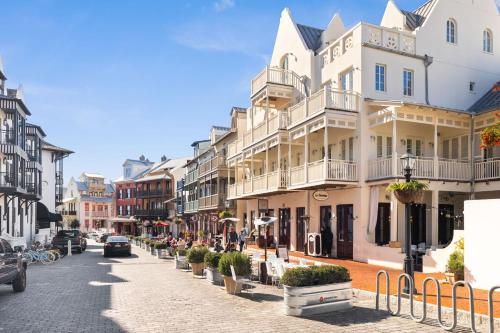Rest Awhile by 30A Escapes — 4-Star Luxury Hotel in Panama City Beach, United States