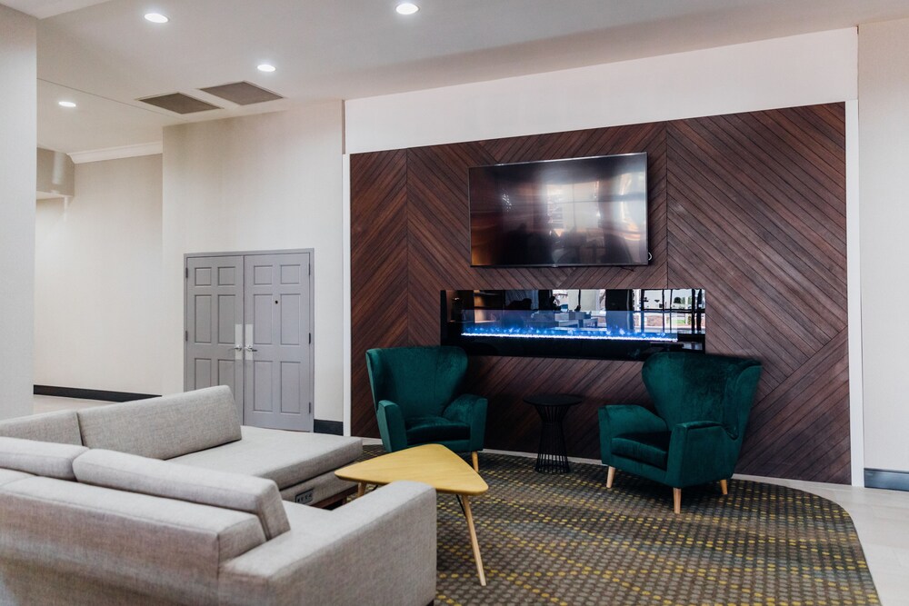 Holiday Inn Phoenix Mesa Chandler by IHG - photo 22