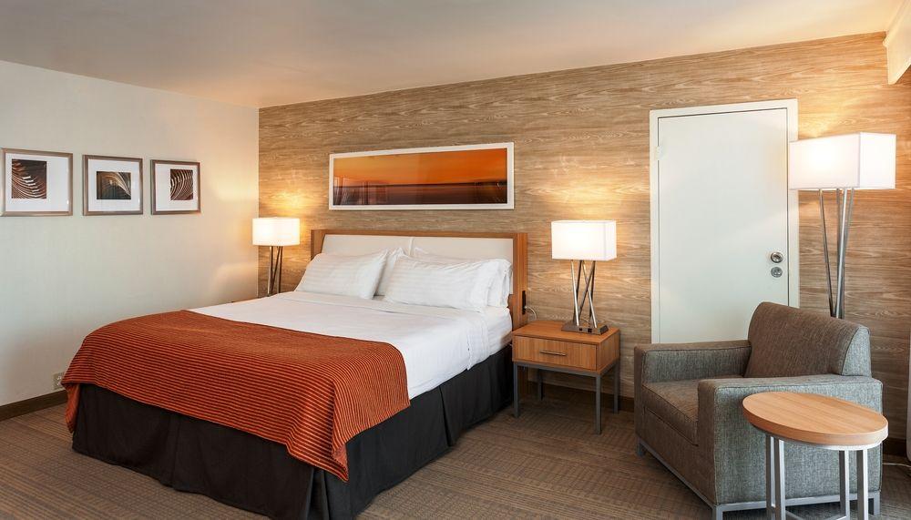 Holiday Inn San Antonio Dwtn Market Sq an IHG Hotel - photo 3