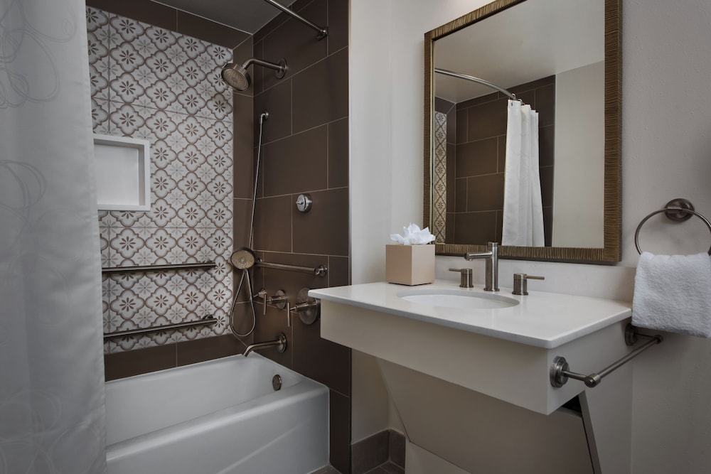 Disney's Saratoga Springs Resort & Spa - photo 13