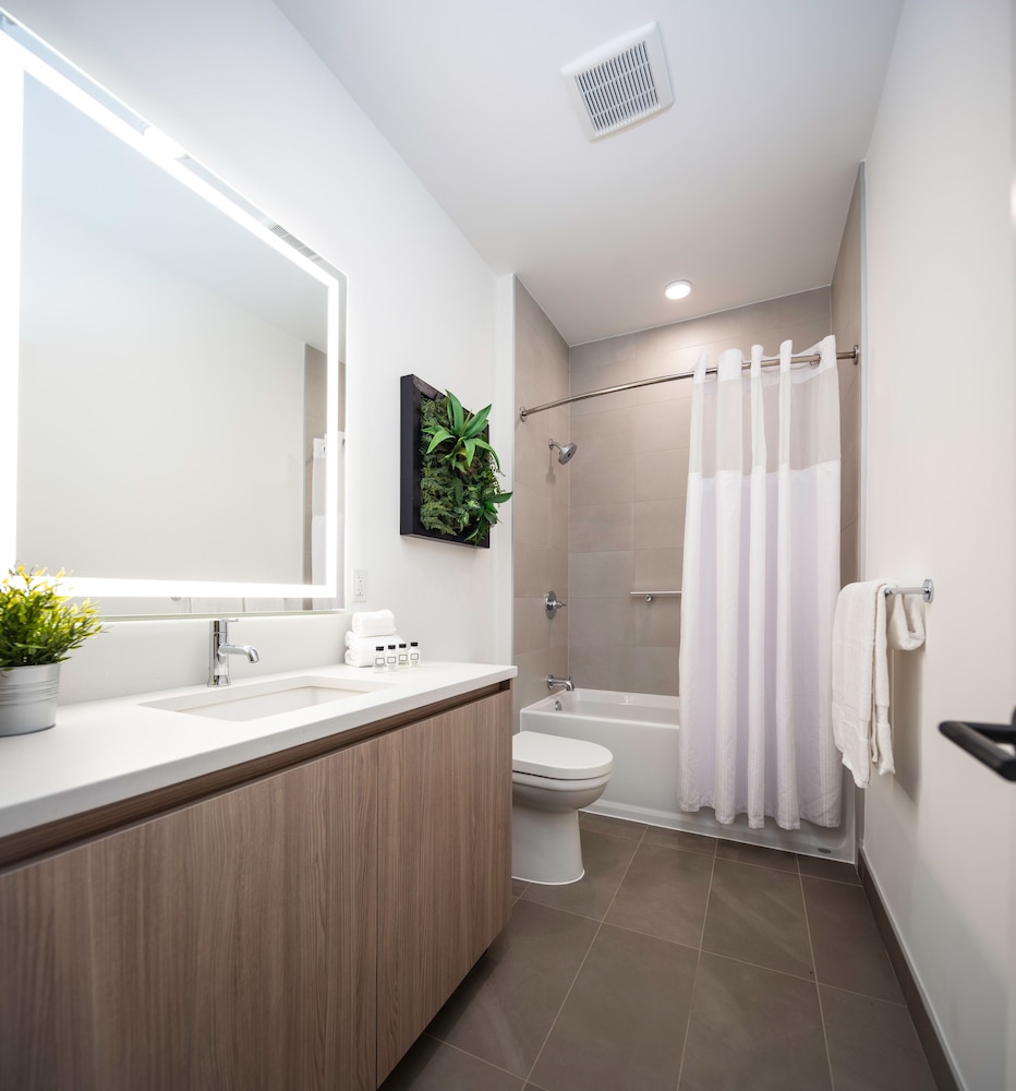 WhyHotel Tysons Corner Greensboro Drive - photo 38